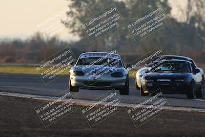 media/Jan-13-2024-CalClub SCCA (Sat) [[179f4822a7]]/Group 7/Sunset (Race)/